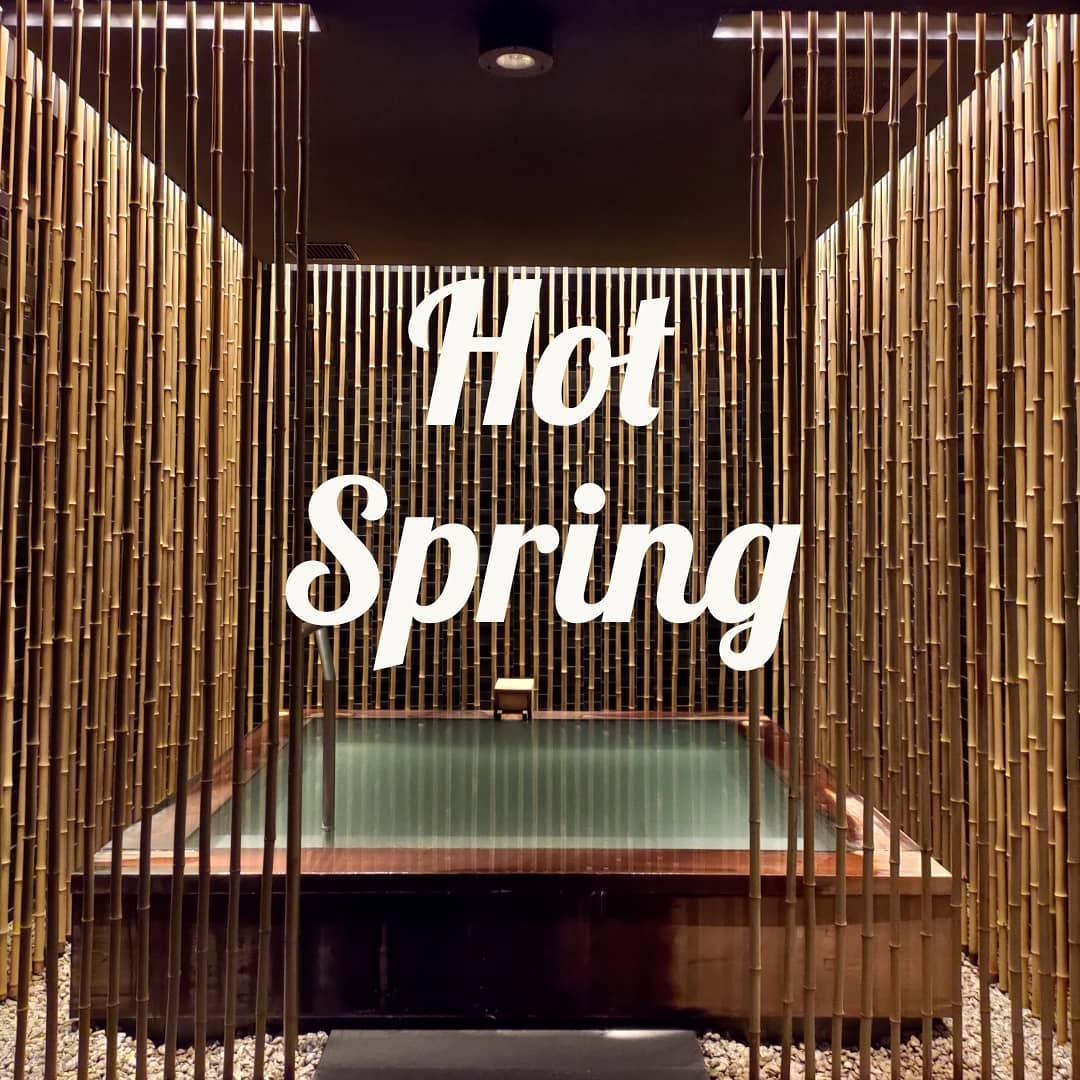 草津温泉の宿に建築視察。