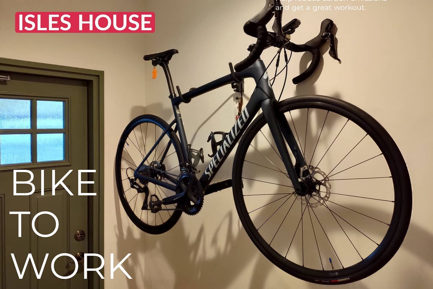 お客様の家に室内物干し追加工事に伺ったところ、ロードバイクがニューマシンに!ロードバイク通勤で趣味も仕事も。#specialized #roadbike#bike#アイルズハウス施工例