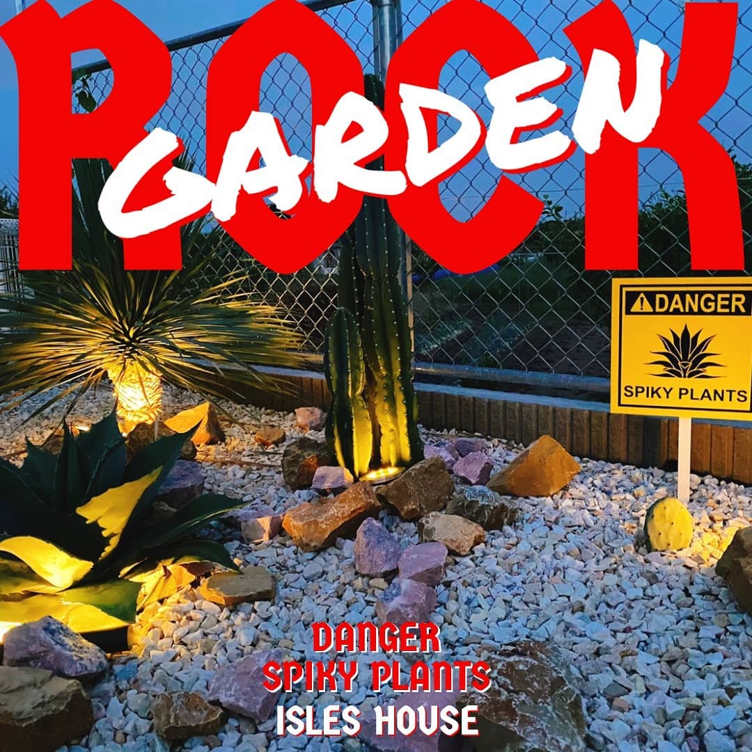 家が一番楽しめる場所にしたい!
アイルズハウスの家づくりはそんな発想から生まれています。
#ロックガーデン
#アイルズハウス施工例