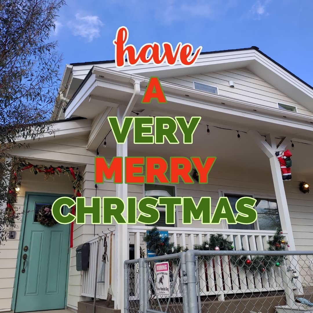 アイルズハウスのお客様にとって毎年恒例になっているクリスマスデコレーション。毎年パージョンアップしていますね！#アイルズハウス施工例 #クリスマスデコレーション