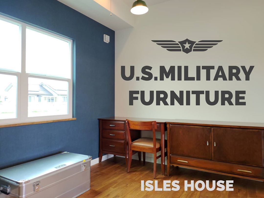 アイルズハウスの販売品1960年代アメリカンヴィンテージ家具を伊勢崎市内覧会の家に納品しました。