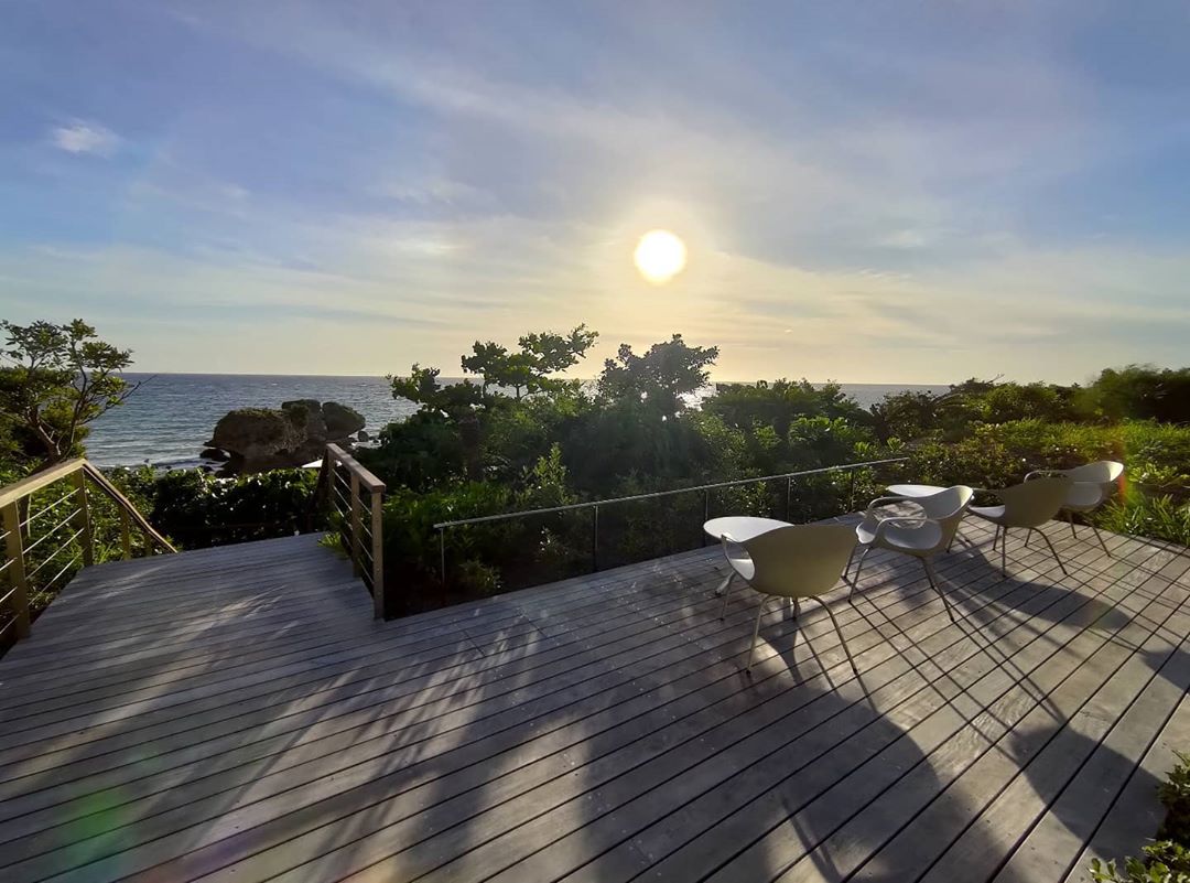 沖縄マイホーム相談会2日目終了です。明日は最終日です。明日のご予約は定員となり締切とさせていただきました。読谷のカフェで疲れを取って明日に備えます。