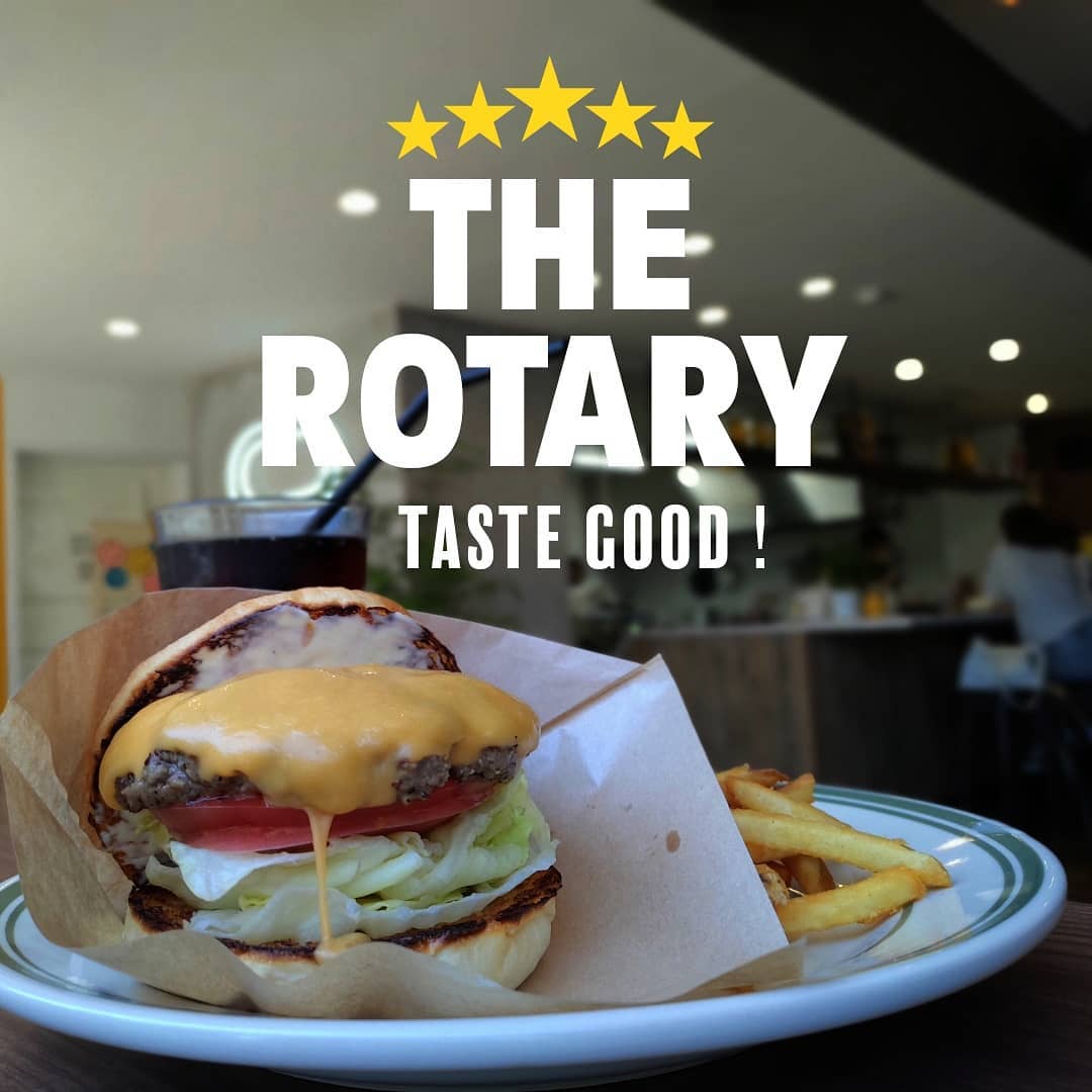 新前橋駅内に新規OPENしたバーガー・サンドイッチ店「THE ROTARY」高崎「チンズバーガー」「サンドイッチクラブ」から独立したKAWAちゃん。オープンおめでとう。美味かったよ！
#hamburger
#sandwich
#therotary