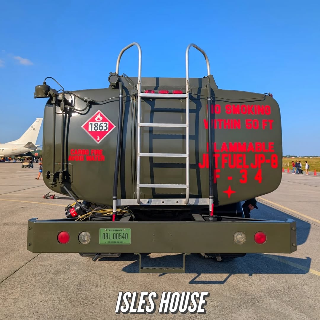 嘉手納基地のアメリカフェスト2025
ジェット燃料タンクローリーのカッコよさがささります！
#アメリカフェスト
#americafest 
#usairforce🇺🇸